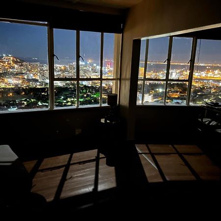 Breathtaking Views, Brand New Renovated Apartment كيب تاون المظهر الخارجي الصورة